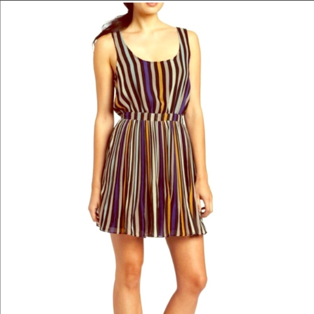 Bcbgeneration pleated party dress